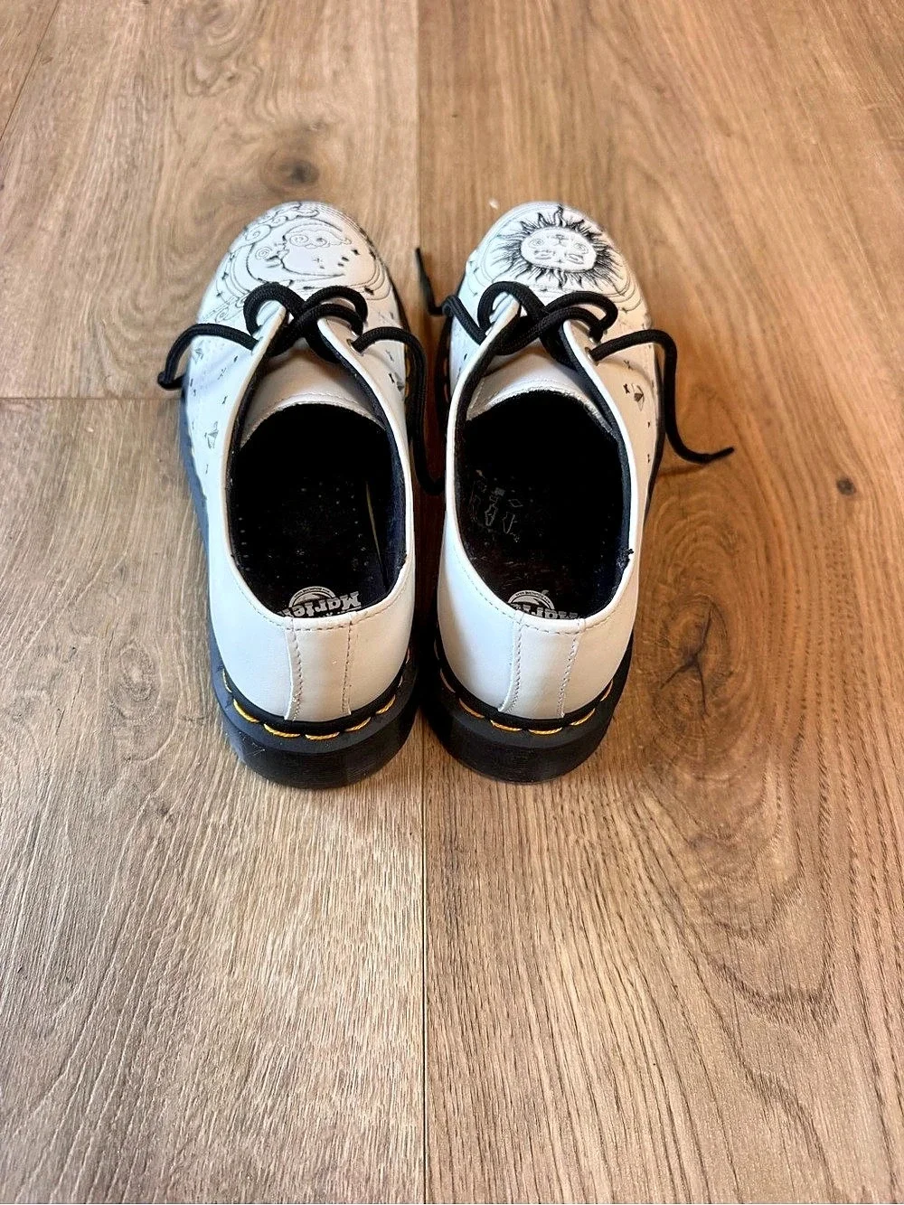 Dr. Martens 1461 Cosmic Shoes White & Black US 5M. NWOT